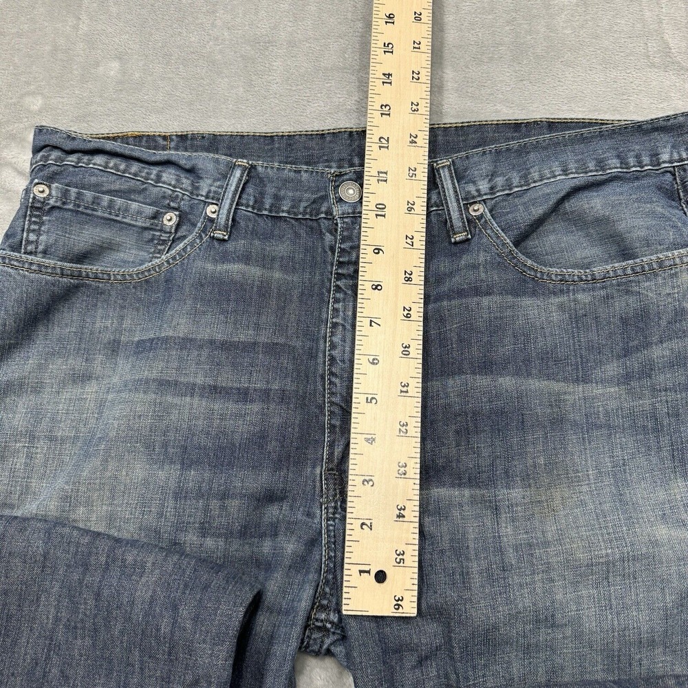 Levis Jeans Mens 38x32 Blue 514 Straight Fit Dark Wash Denim Pockets Logo Work‎ - Picture 4 of 13